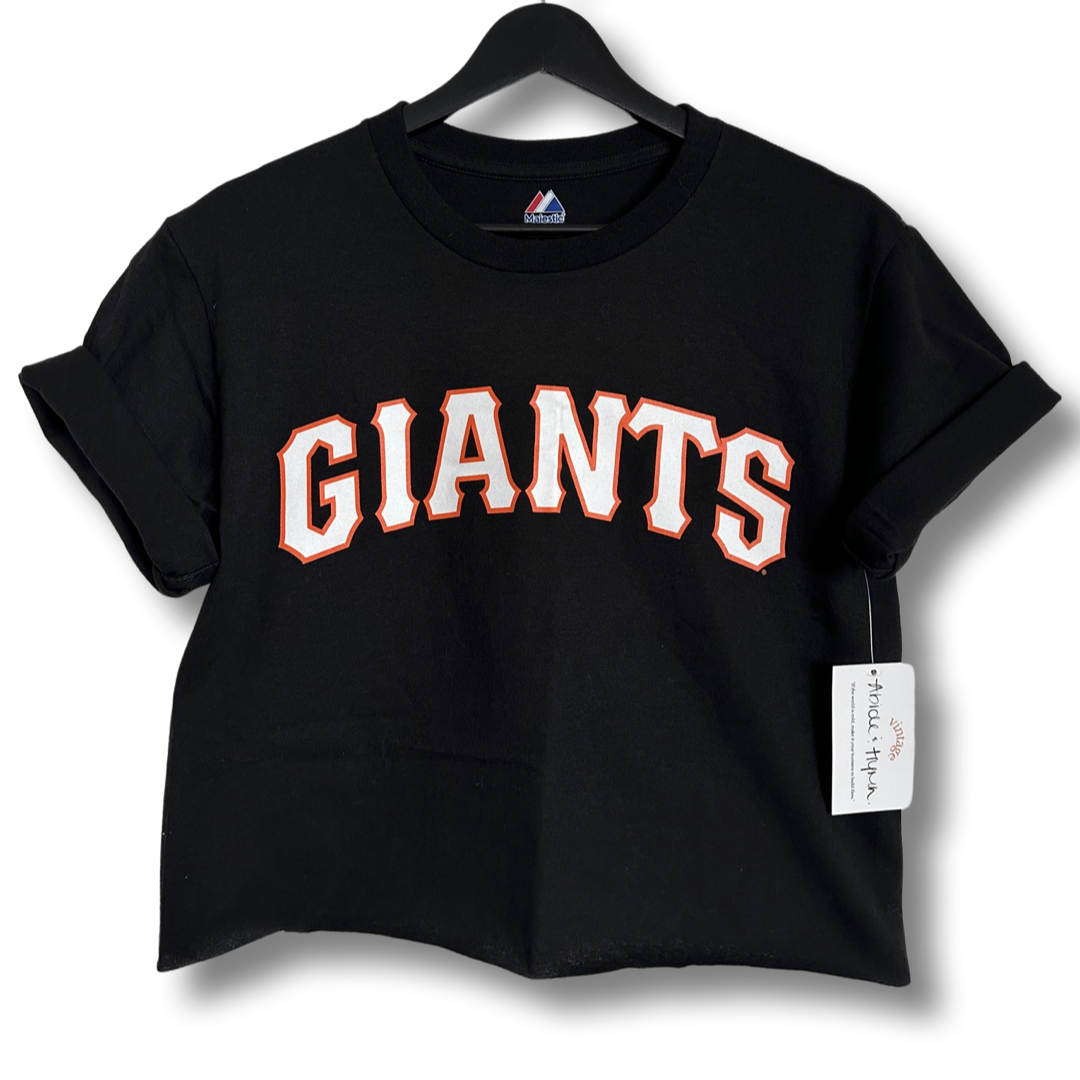 Cropped Giants Tee